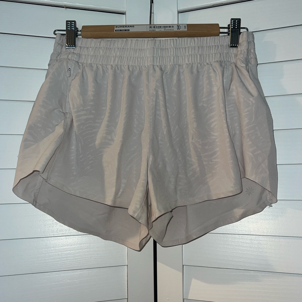 Athleta shorts 3”